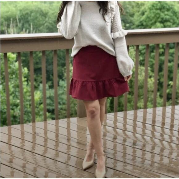 2/$30 J. Crew Mercantile Ruffle Mini Skirt Wine Red Pull On Elastic Waist Size 4 - Picture 1 of 7